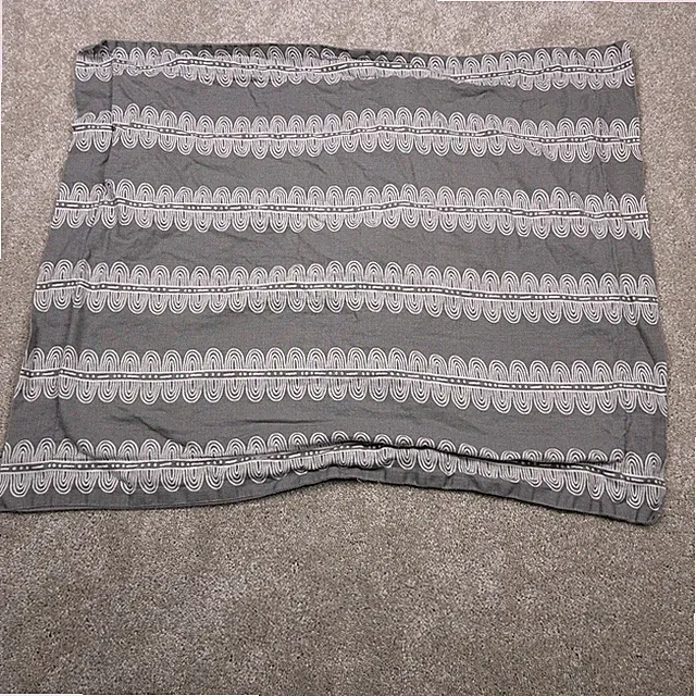 Nate Berkus Gray White Abstract Pattern 100% Cotton Pair Standard Pillow Shams 2