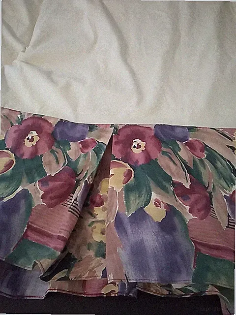 Vintage Croscill Full Size Bed Skirt Dust Ruffle Abstract Multicolor